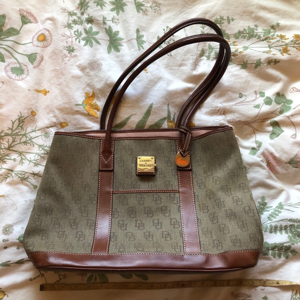 GUC Authentic Dooney Tote